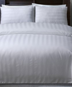 Satin Hotel Quality Double Bedding Set STRIPE WHITE 200x200